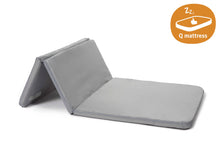 Afbeelding in Gallery-weergave laden, Instant Travel Cot - Grey Rock - Aeromoov
