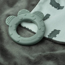 Afbeelding in Gallery-weergave laden, Comfort Teether Croco Groen - Done By Deer
