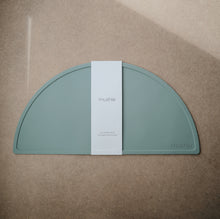 Afbeelding in Gallery-weergave laden, Placemat Siliconen Camebridge Blue - Mushie
