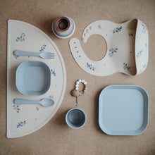 Afbeelding in Gallery-weergave laden, Placemat Siliconen Lilac Flowers - Mushie

