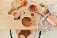 Afbeelding in Gallery-weergave laden, Kinderserviesset siliconen 4-delig - Caramel - Jollein
