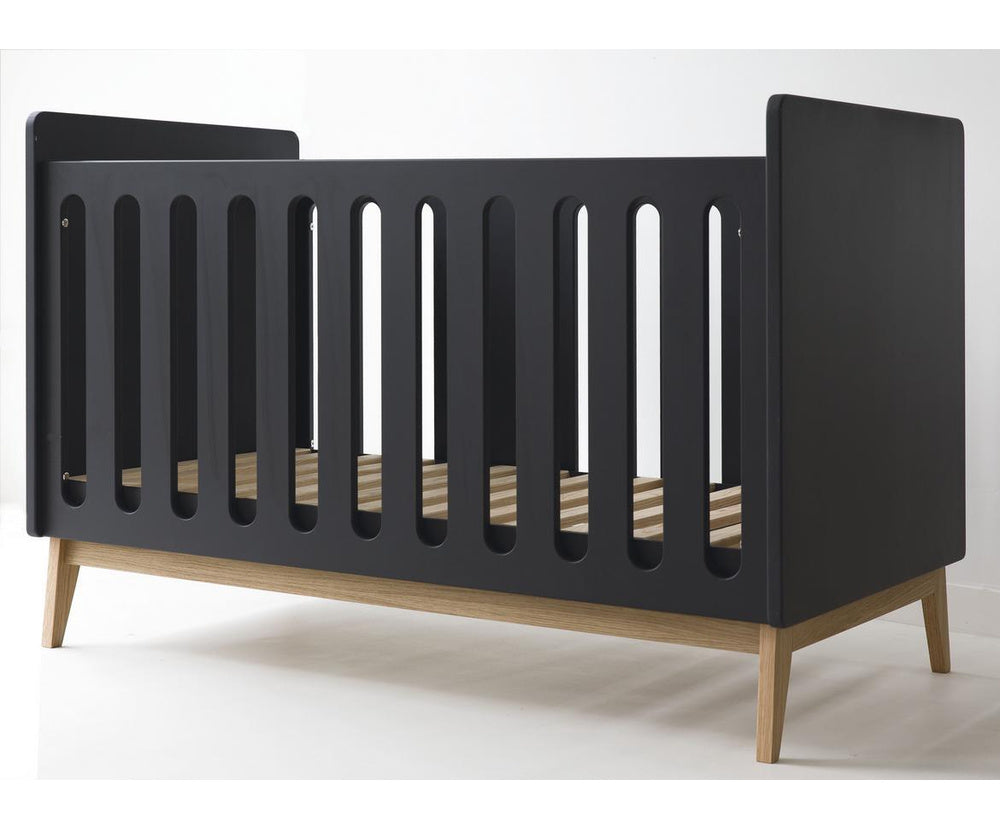Baby bed 120 x 60 cm omvormbaar tot zitbank zwart - Pericles