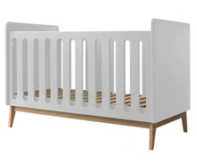 Afbeelding in Gallery-weergave laden, Baby bed 120 x 60 cm opvormbaar tot zitbank wit - Pericles
