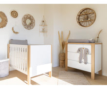Afbeelding in Gallery-weergave laden, Baby bed Benjamin 120 x 60 cm - Pericles
