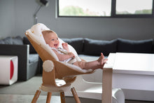 Afbeelding in Gallery-weergave laden, Evolu Newborn Seat - Naturel wit - Childhome
