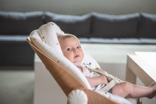 Afbeelding in Gallery-weergave laden, Evolu Newborn Seat Kussen - Golden dots - Childhome
