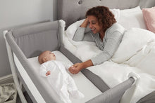 Afbeelding in Gallery-weergave laden, Air Pack Stone Grey Bedside Sleeper + Conversion Kit + Matrass - Shnuggle
