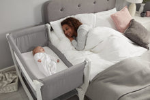 Afbeelding in Gallery-weergave laden, Air Bedside Co-sleeper - Shnuggle
