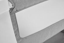 Afbeelding in Gallery-weergave laden, Air Bedside Co-sleeper - Shnuggle
