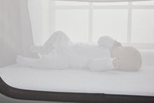 Afbeelding in Gallery-weergave laden, Air Bedside Co-sleeper - Shnuggle
