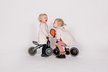 Afbeelding in Gallery-weergave laden, My first bike loopfiets Grey - Childhome
