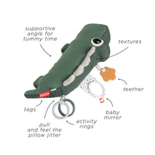 Afbeelding in Gallery-weergave laden, Tummy Time Activity Toy Croco Groen - Done By Deer
