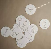 Afbeelding in Gallery-weergave laden, Milestone Cards - Mushie
